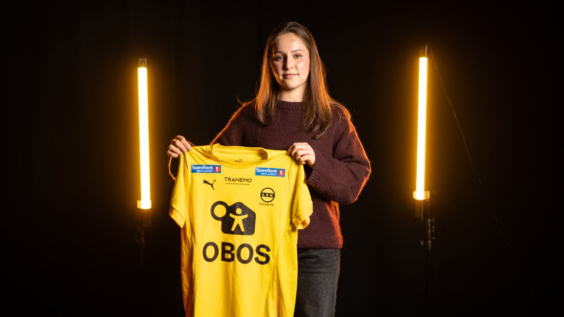 Luana Cotrau (18) forlenger med klubben